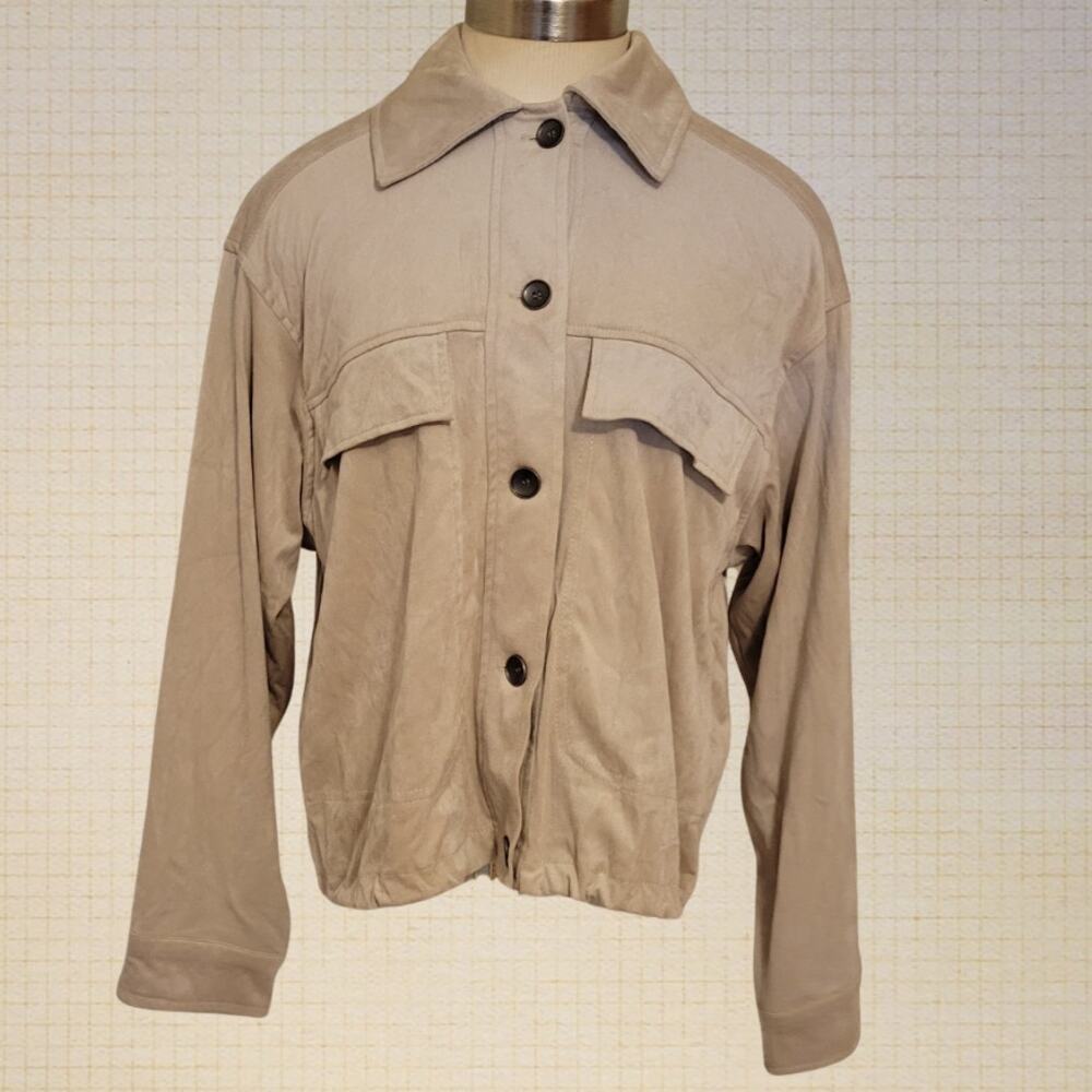 Max Studio London Beige Cropped Button Front Drawstring Sweater Medium